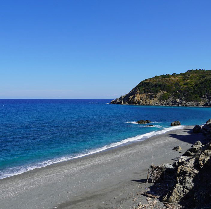 Mega Gialos beach